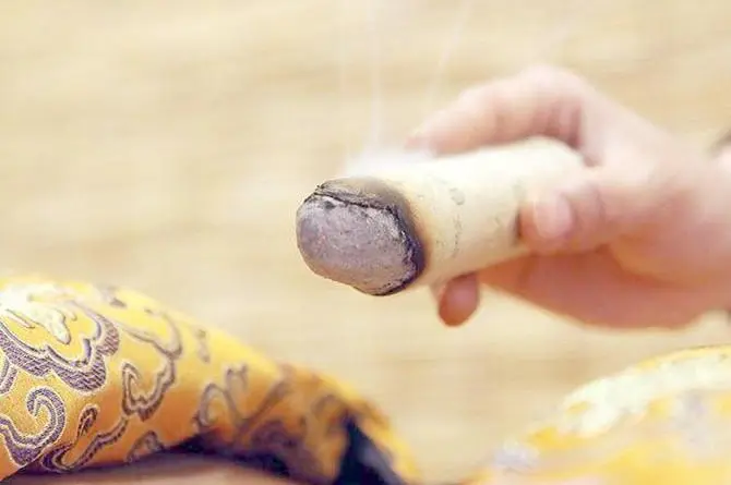 安童一：艾灸养生具体有哪些好处呢？什么样的孩子最适合艾灸养生